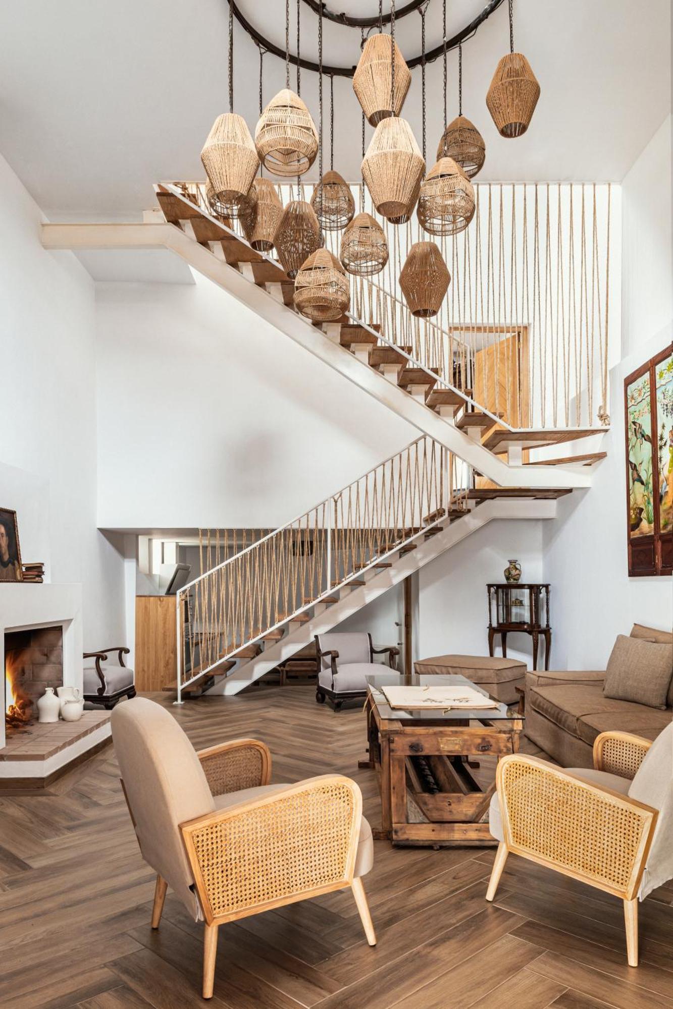 Apartamentos Turisticos El Patio Del Nogal 구아달루페 외부 사진